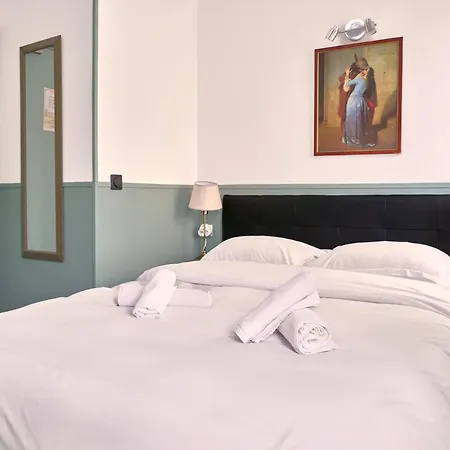 Le Padirac Hotel